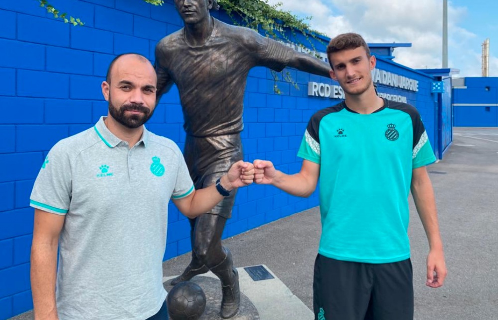 Álvaro García se convierte en nuevo futbolista del Espanyol. RCDEspanyol
