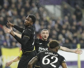 El Anderlecht venció en casa cómodamente al Cercle Brugge por 2-0 gracias a un doblete del delantero Islam Slimani. Los belgas superaron a su rival y le mandaron un claro mensaje al Villarreal de cara a la vuelta de los octavos de final de la Conference League en La Cerámica.