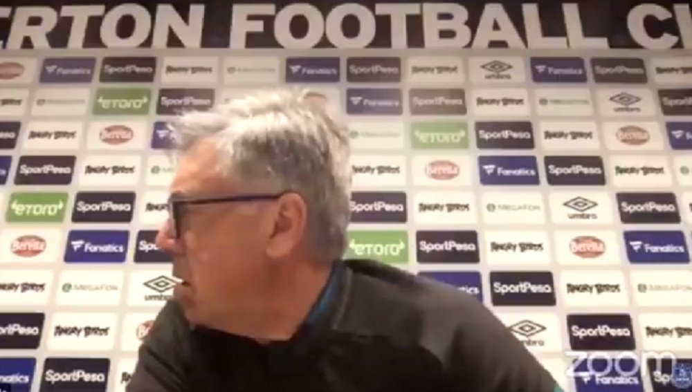 Gaffe di Ancelotti in conferenza stampa. Everton