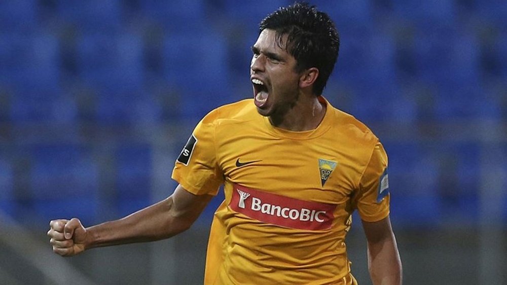 Ánderson Luís cambia el Estoril por el Arouca. Récord