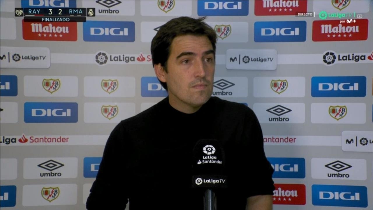 Iraola señaló que los entrenadores son muy castigados por los árbitros. Captura/MovistarLaLiga