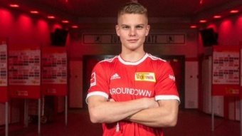 El Union Berlin confirma la llegada del joven András Schäfer. Twitter/fcunion