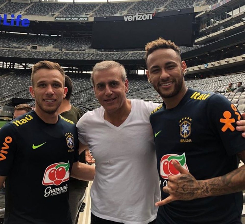 Nuevo episodio del 'culebrón Neymar'. Instagram/AndréCuryM