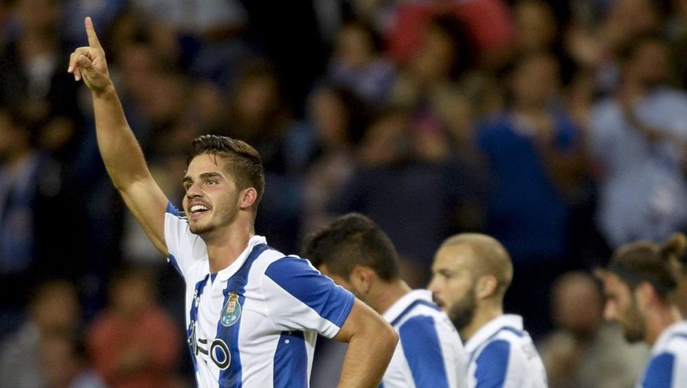André Silva anotó el primer gol del Oporto. AFP