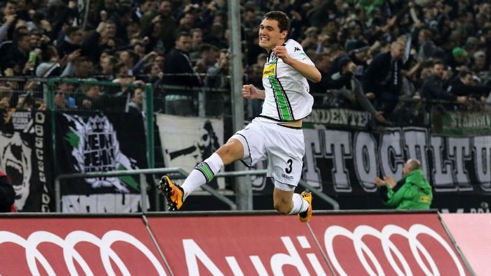 El Borussia Monchengladbach quiere retener a Christensen. AFP
