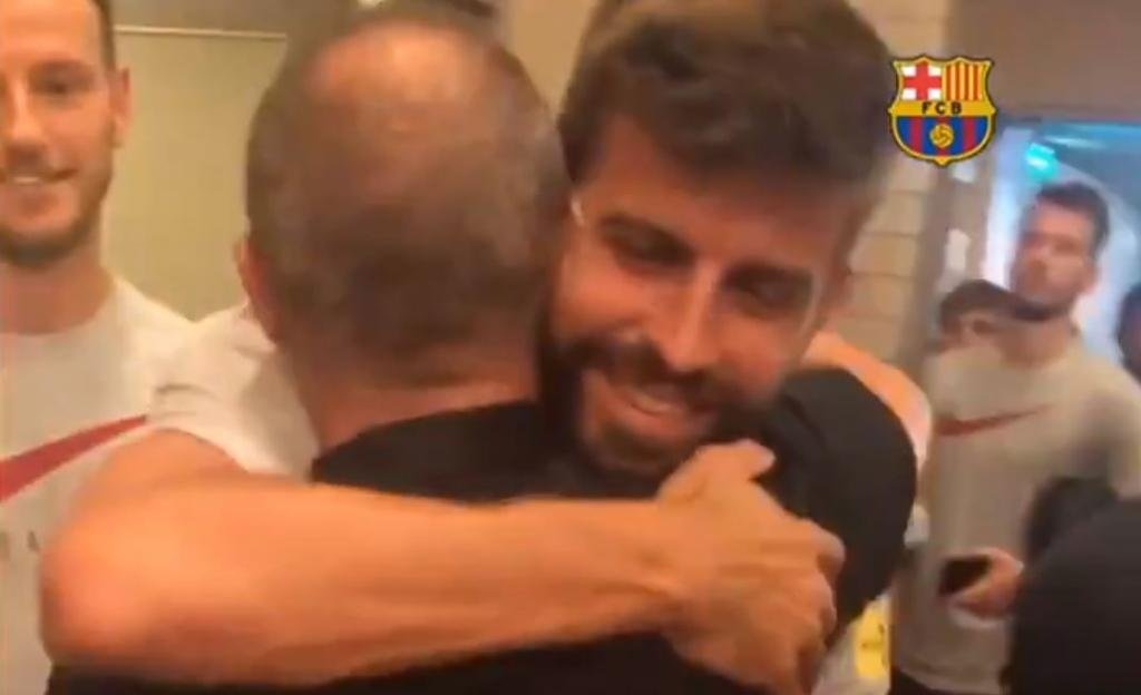 Iniesta, Villa y Samper se reencontraron con sus ex compañeros. FCBarcelona
