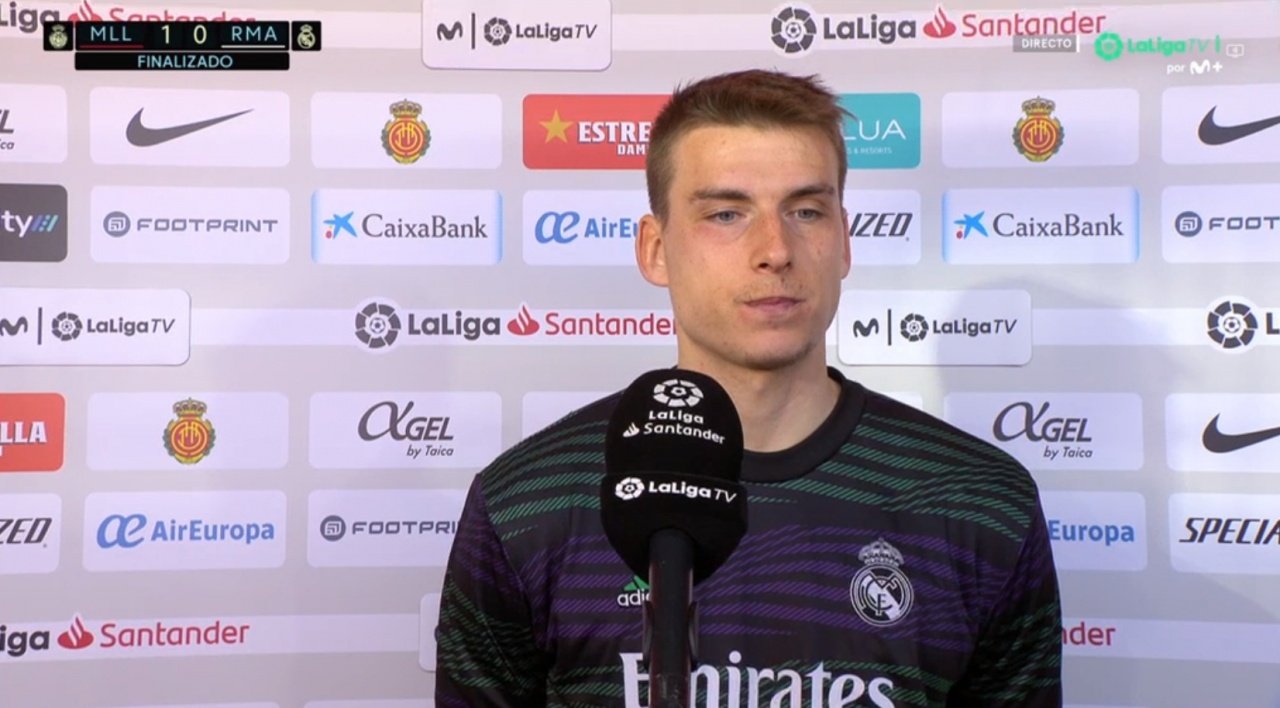 Lunin started for Real after Courtois was injured in the warm-up. Screenshot/MovistarLaLiga