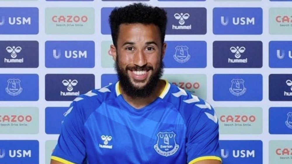 Officiel : Andros Townsend rejoint Everton. EvertonFC