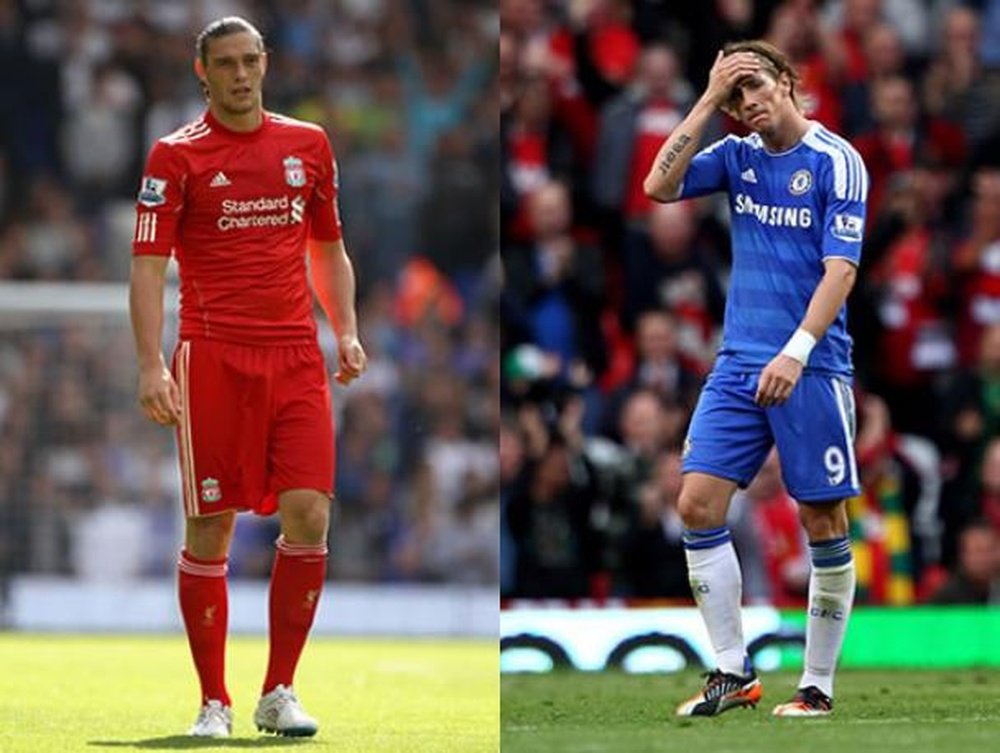 Andy Carroll y Fernando Torres, dos de los peores fichajes de la historia de la Premier League.