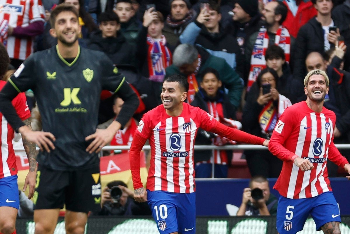 Angel Correa confirmed that he is staying at Atletico. EFE