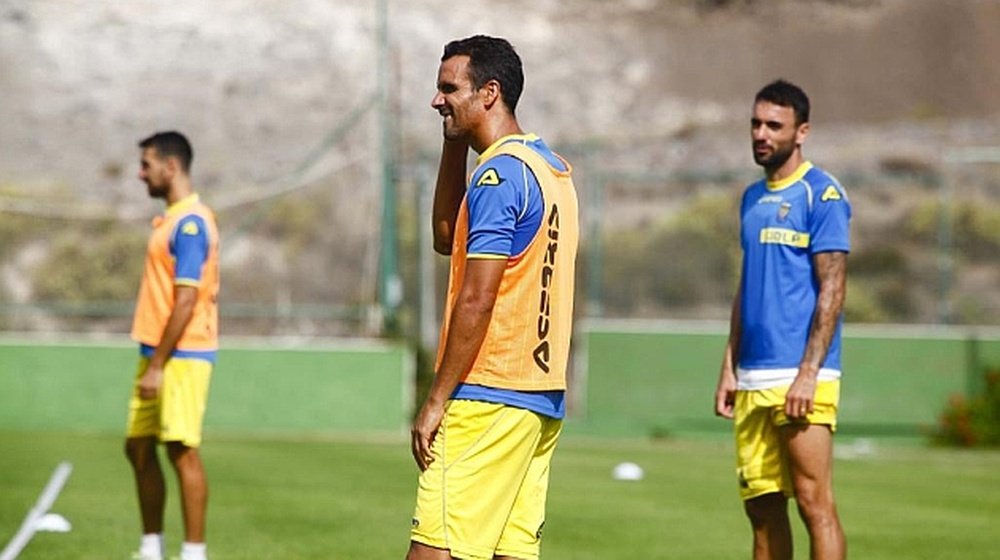 Ángel López, en un entrenamiento con Las Palmas. Twitter