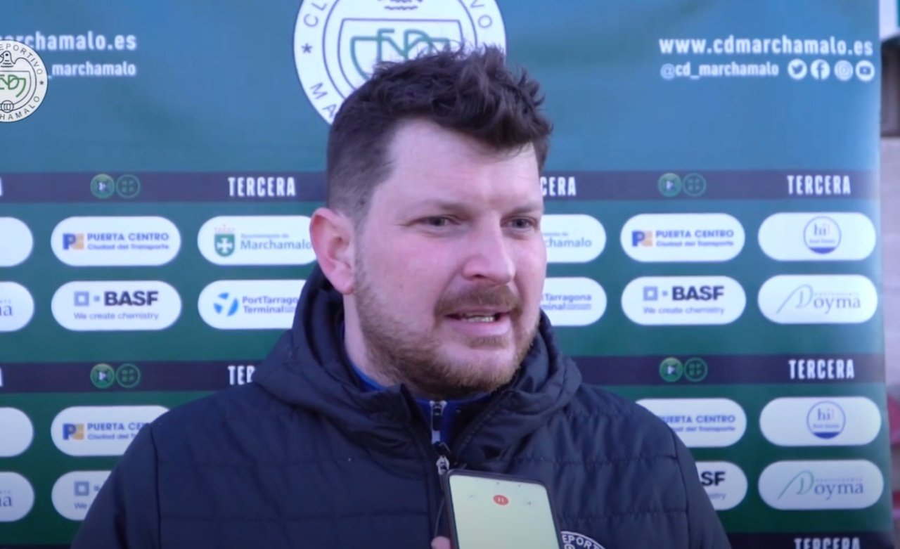 Ángel Sanz, entrenador del Marchamalo, analiza la situación de su equipo en mitad de la tabla tras sumar ocho de 12 puntos este febrero. Cree que pueden pelear por todo.