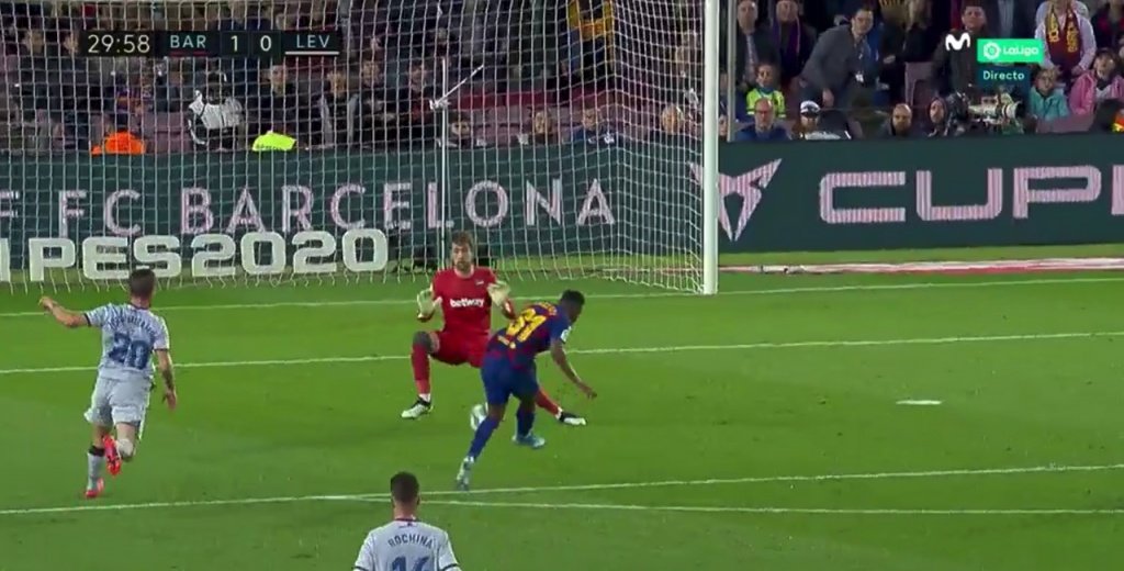 Ansu Fati hizo un doblete exprés ante el Levante. Captura/MovistarLaLiga