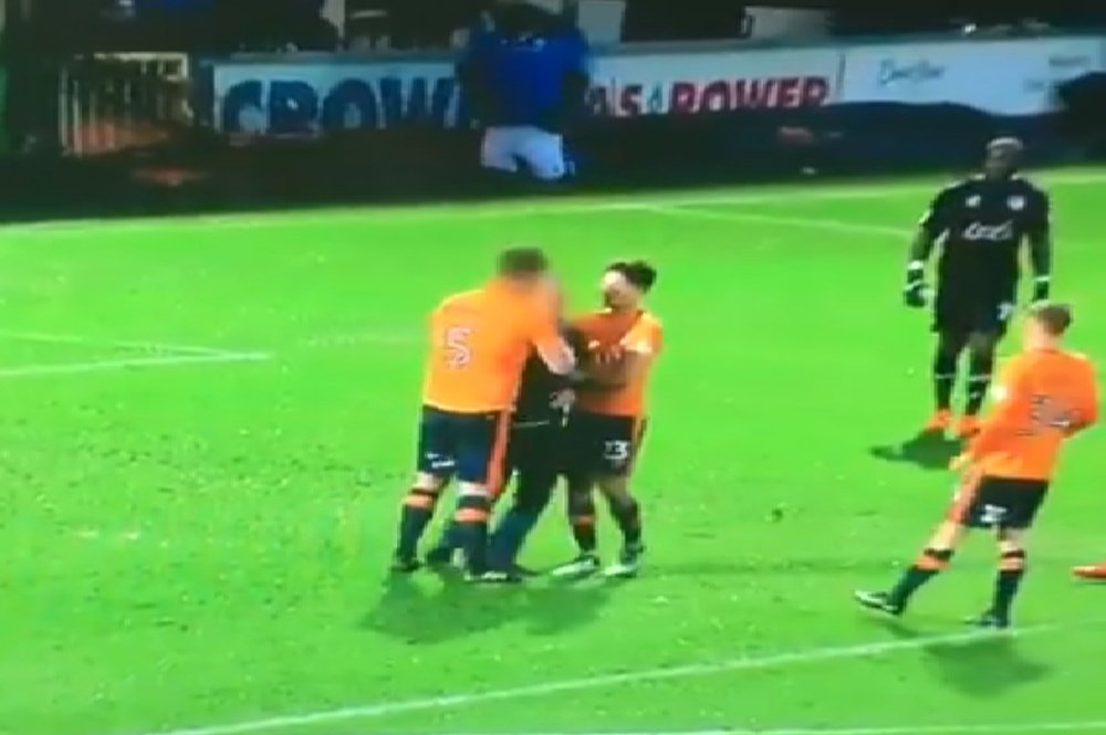 Gerrard stepped in to intercept the fan. Screenshot
