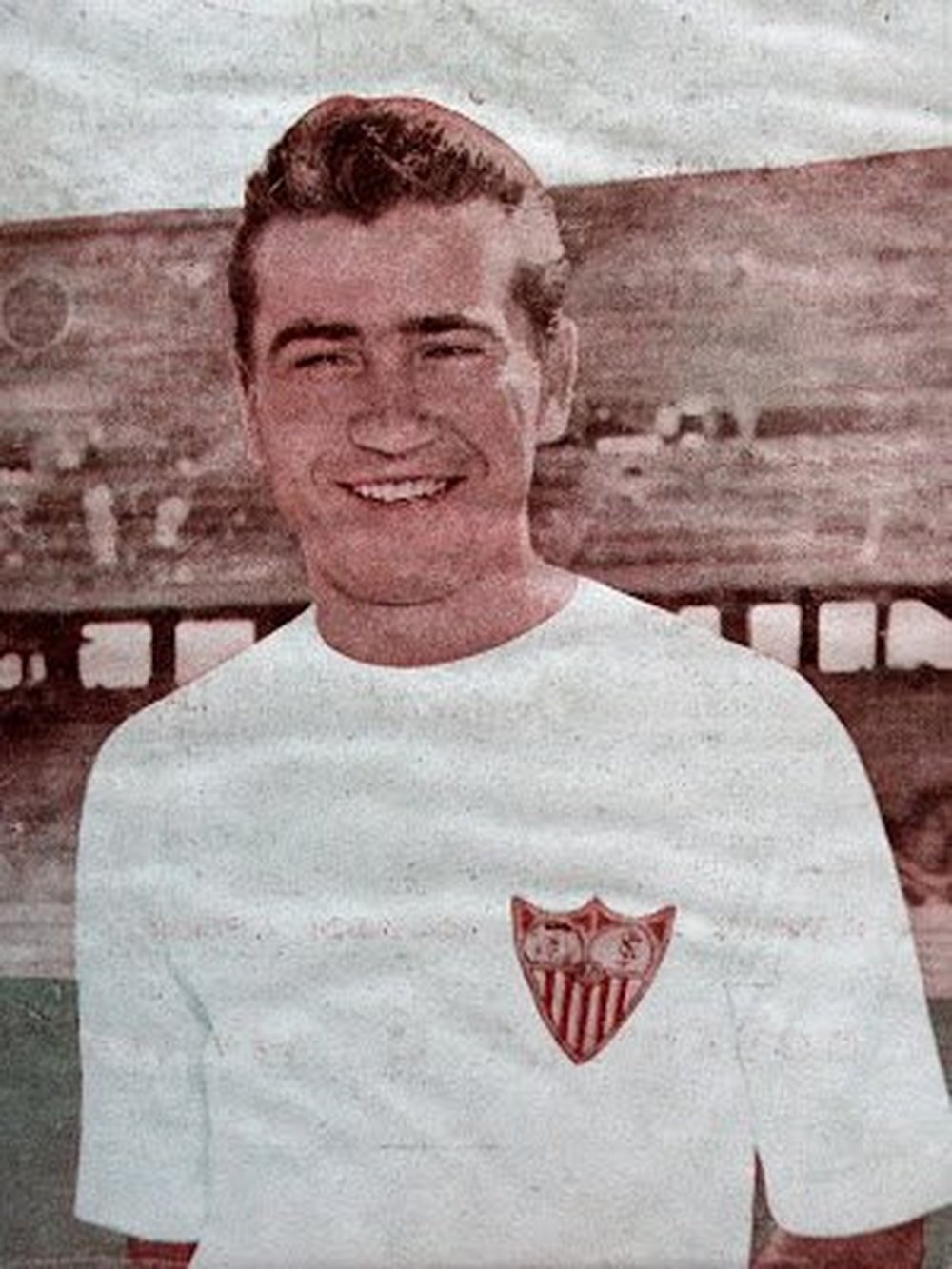Antoniet, durante su etapa como jugador del Sevilla. Twitter