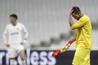 Adán, le gardien du Sporting CP, réalise une disasterclass contre l'OM