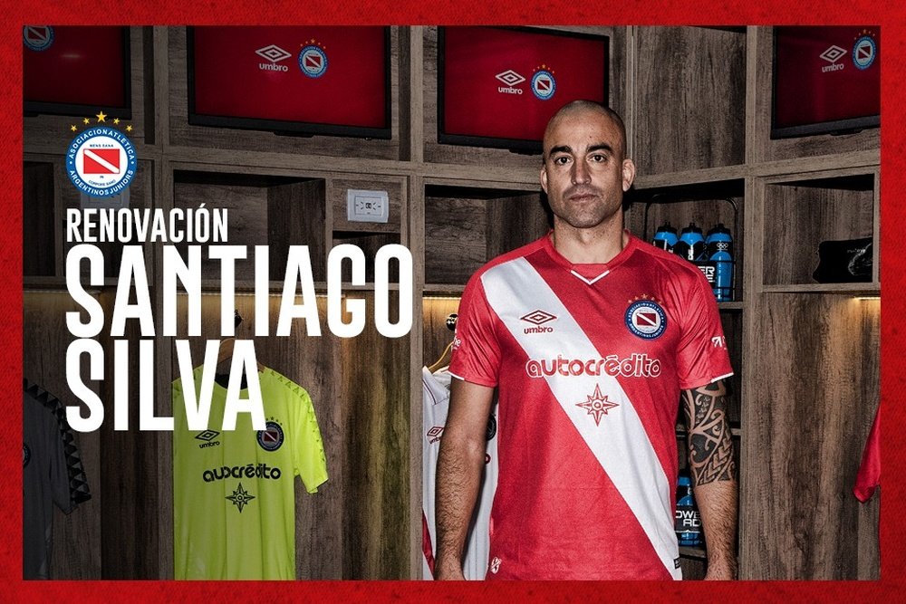 Santiago Silva seguirá en Argentinos hasta final de año. Twitter/AAAJoficial