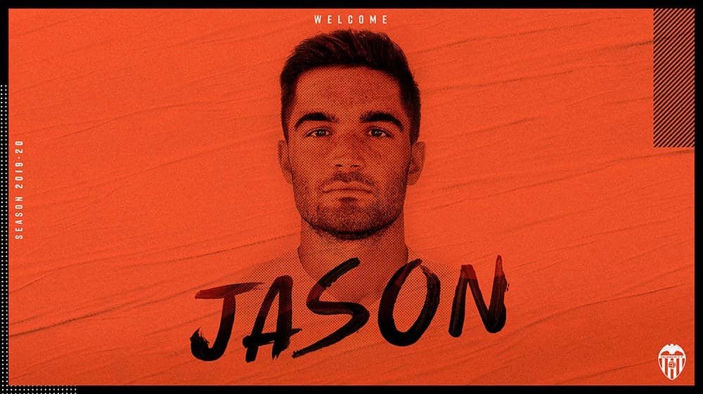 Jason ya es jugador del Valencia. Twitter/valenciacf