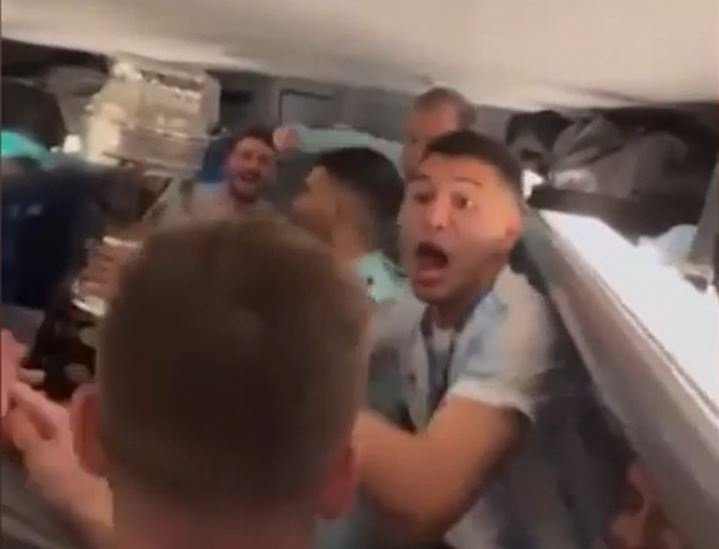 Argentina's viral celebrations on the plane after Copa America win