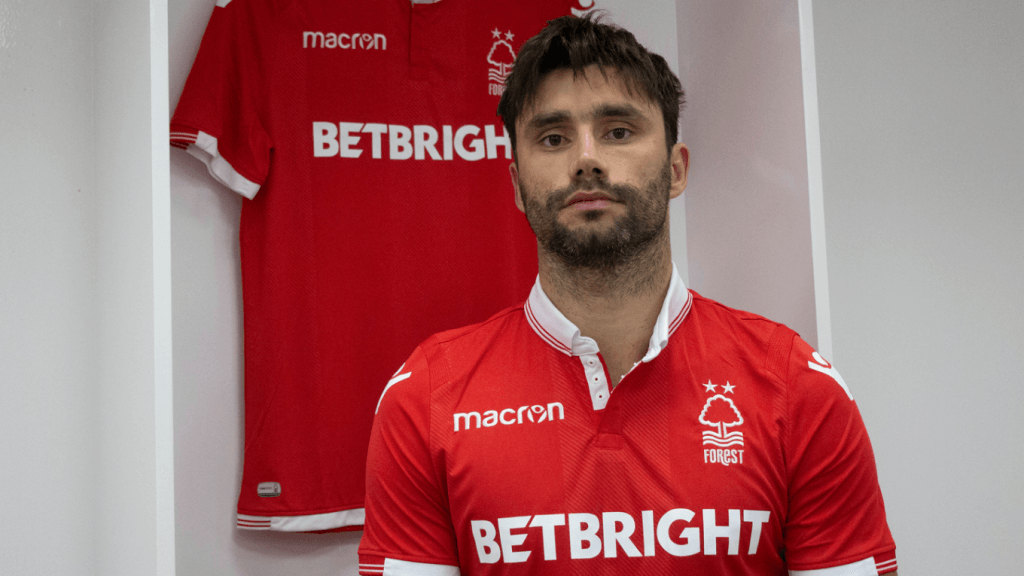 OFFICIAL: Forest bring in free agent Yacob