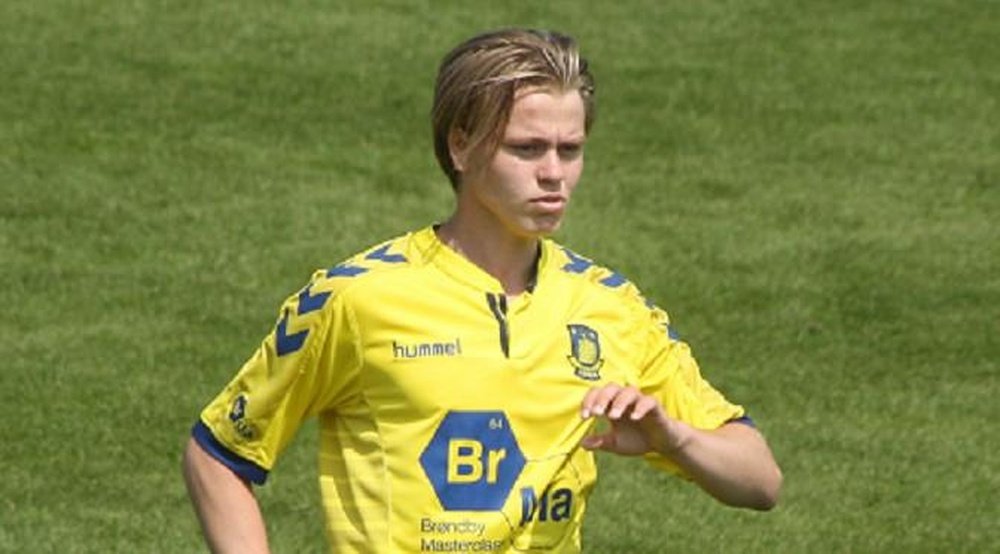 Armend Aslani, joven futbolista del Brondby danés. Twitter