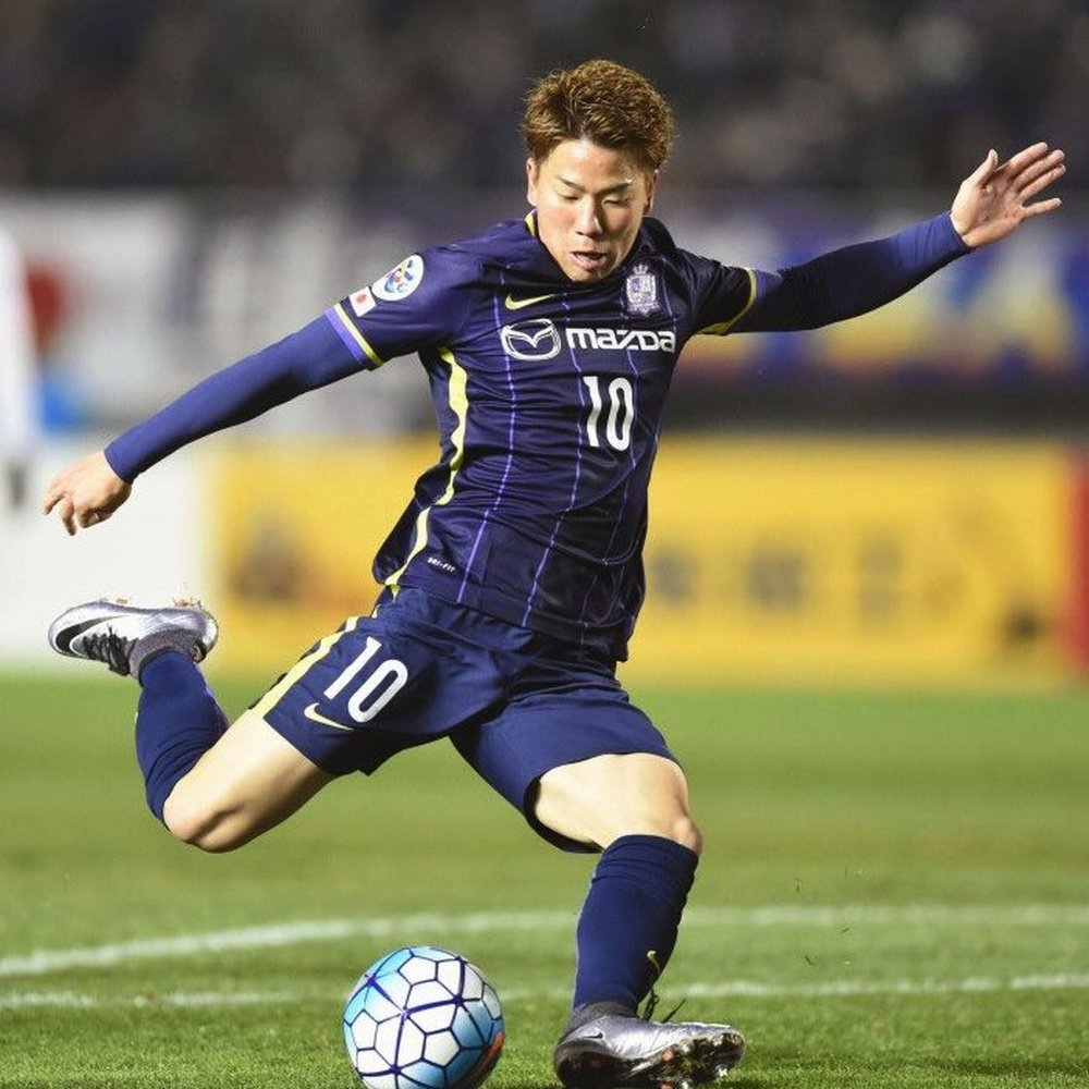 Arsenal are closing in on a move for Japan international Takuma Asano. Twitter