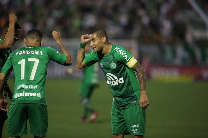 'Chape' vence Bahia e sonha com a Libertadores