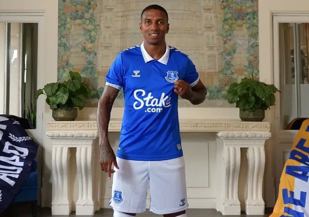 Young is Everton's first signing of the 2023/24 season. Screenshot/www.evertonfc.com