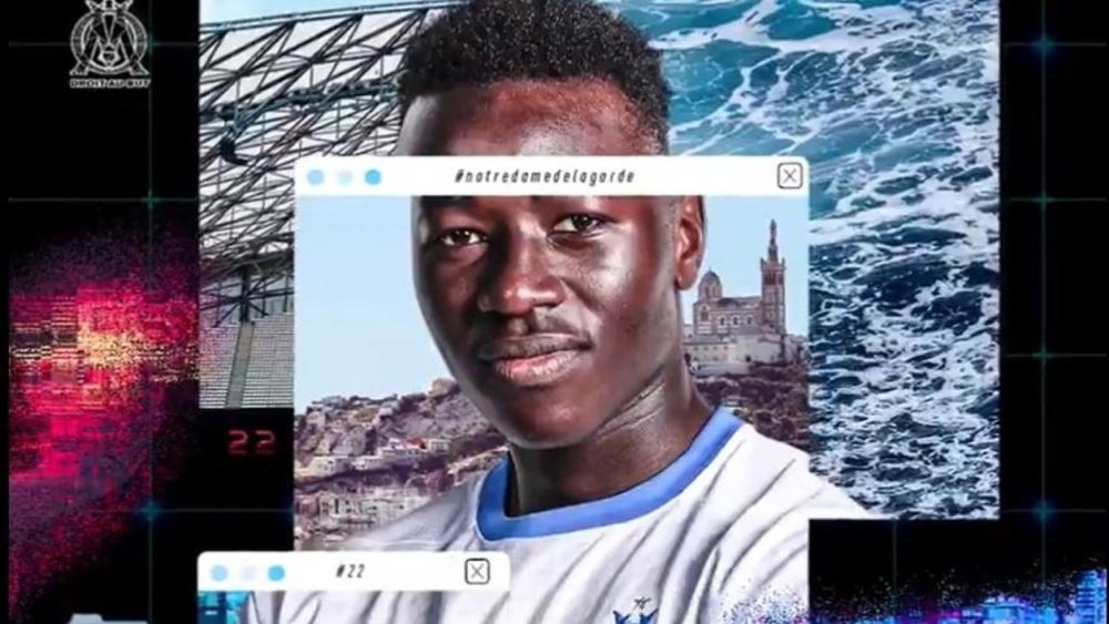 Pape Gueye has signed for Marseille. Twitter/OM_Officiel