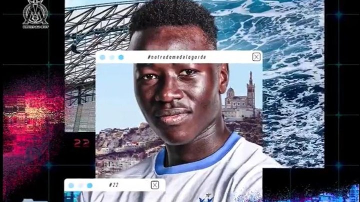 Papa Gueye signs for Marseille