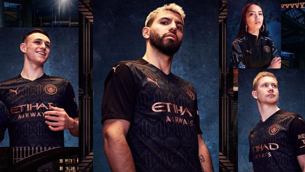 Manchester City présente son maillot extérieur pour 2020-21. Twitter/ManCityES