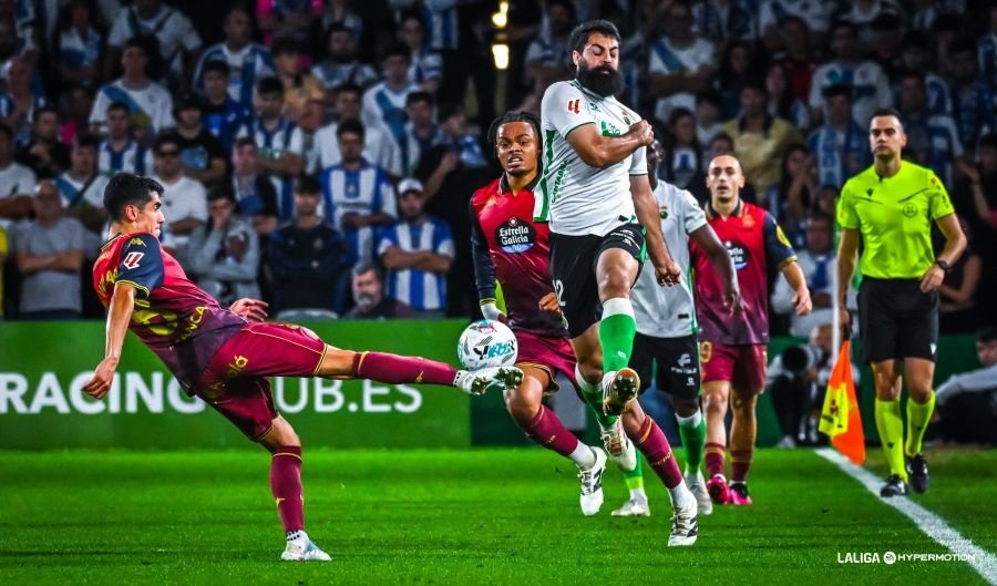 El Racing le da un mazazo al Dépor