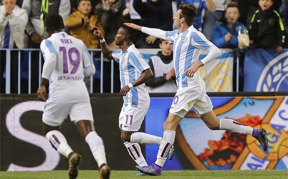 Atsu celebra su primer gol con el Málaga. Twitter