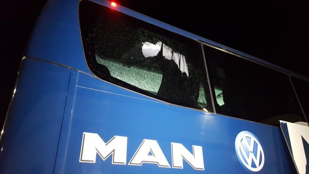 El autobús de Monterrey sufrió una agresión. Twitter/Xavihernandezg