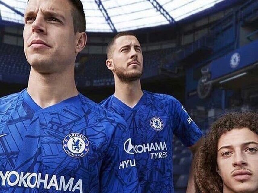 Hazard promotes the 2019-20 Chelsea shirt
