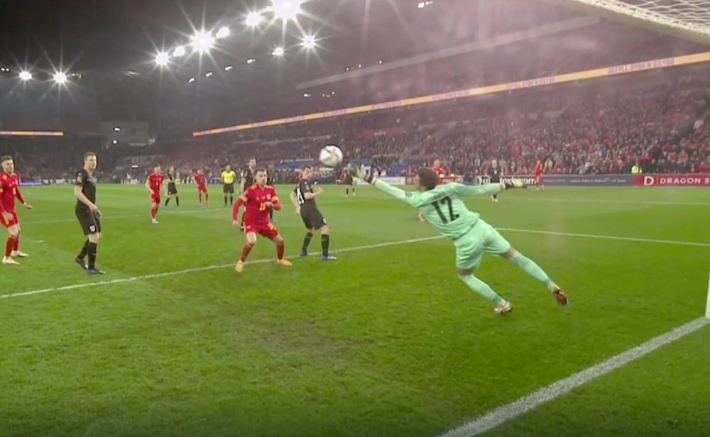 Bale hizo un doblete frente a Austria. Captura/UEFATV