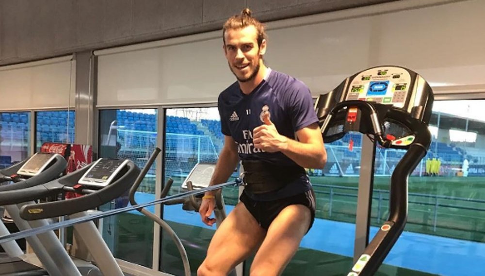 Bale melhora depois de sua lesão no tornozelo. @GarethBale11