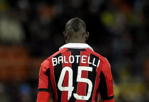 Balotelli will win this battle'