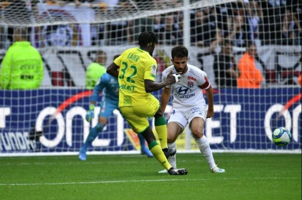 Marcal's own goal but Nantes back top of the table. Twitter/FCNantes