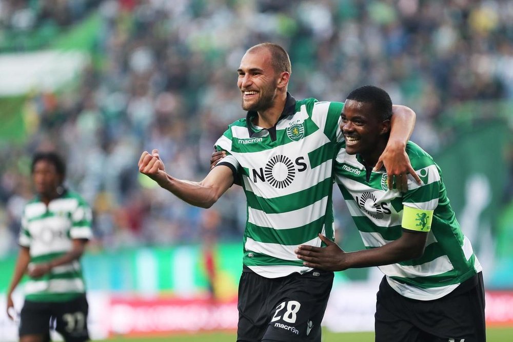 'Leões' batem 'axadrezados' por 4-0, com três golos de Bas Dost. Sporting CP