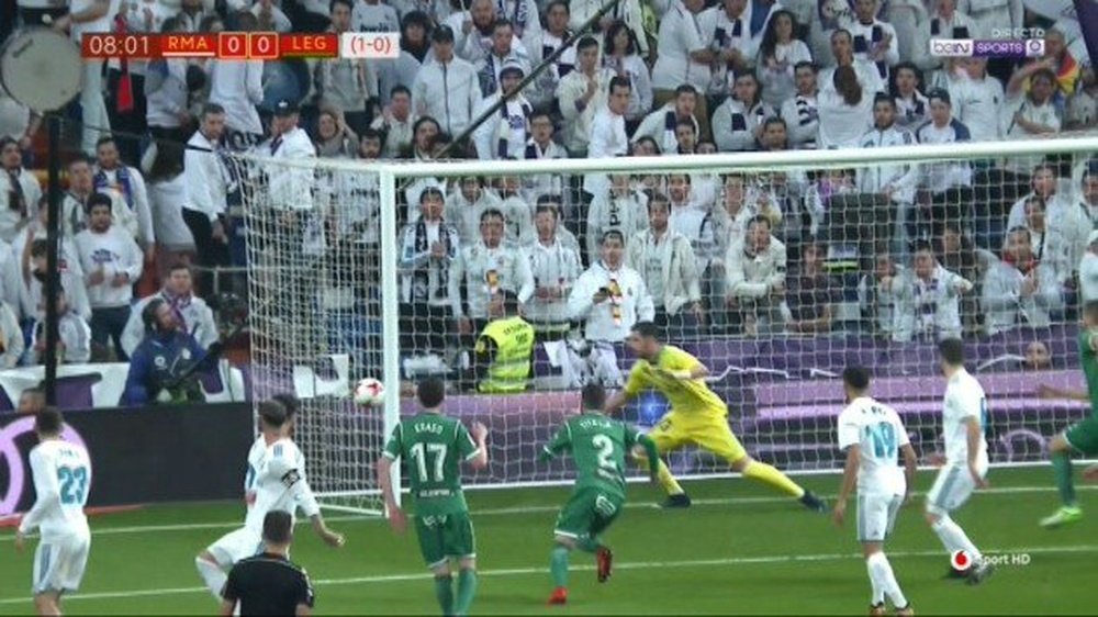 La première occasion du match est à mettre à l'actif de Beauvue. Capture/beINSports