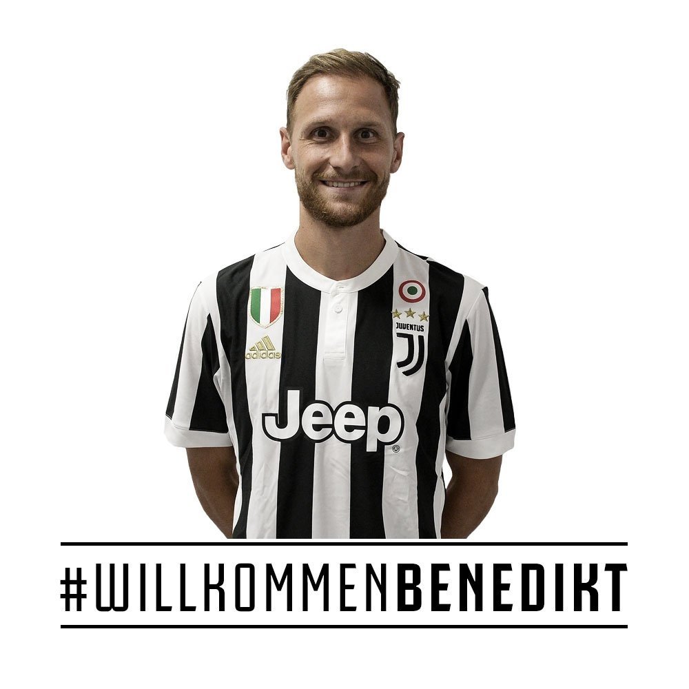 Höwedes será o substituto de Bonucci. Twitter/Juventus