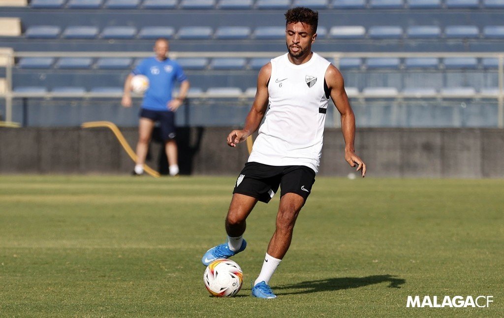 El Málaga anunció la rescisión de Benkhemassa