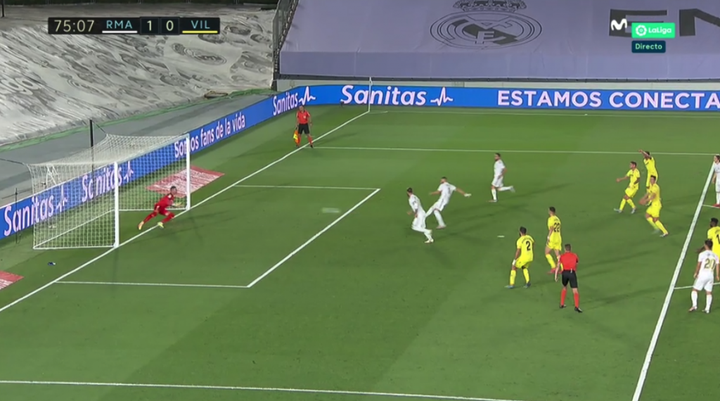 Benzema solucionó a la segunda su 'fail' de penalti indirecto con Ramos