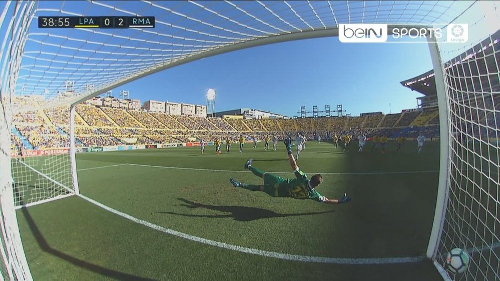 Benzema tucked home from the spot. Captura/beINSports