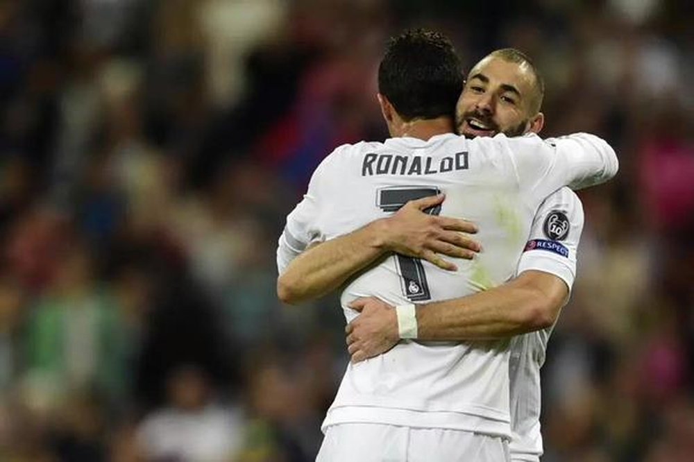 Benzema et Cristiano, attaquants du Real Madrid, célèbrent une victoire en C1. Twitter