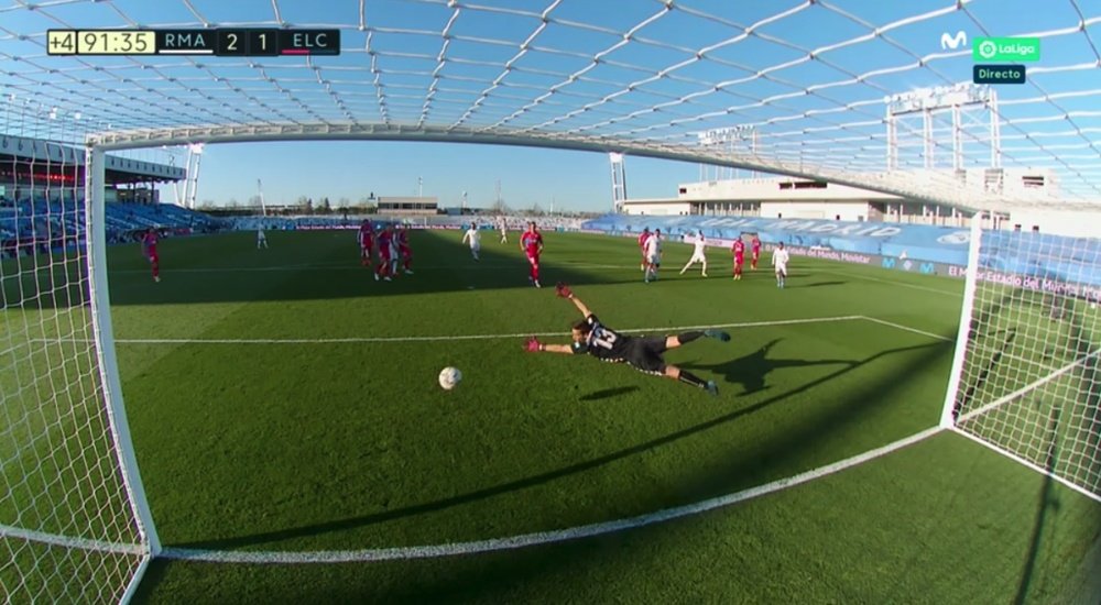 Karim Benzema got a 91st minute winner for RM v Elche. Screenshot/Movistar+LaLiga