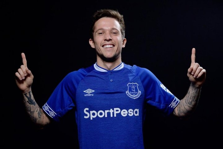 Officiel : Bernard s'engage avec Everton