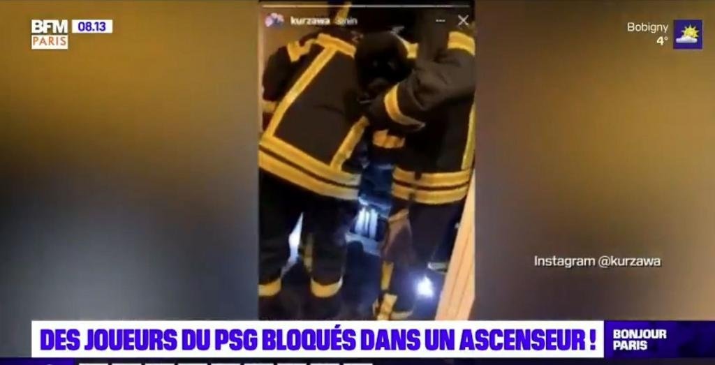 Bombeiros resgataram dez jogadores do PSG presos em um elevador