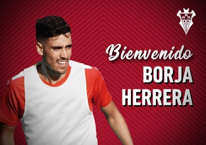 El Albacete se hace con Borja Herrera